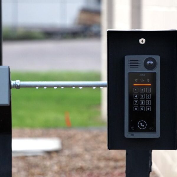 Home doorbell camera without subscription